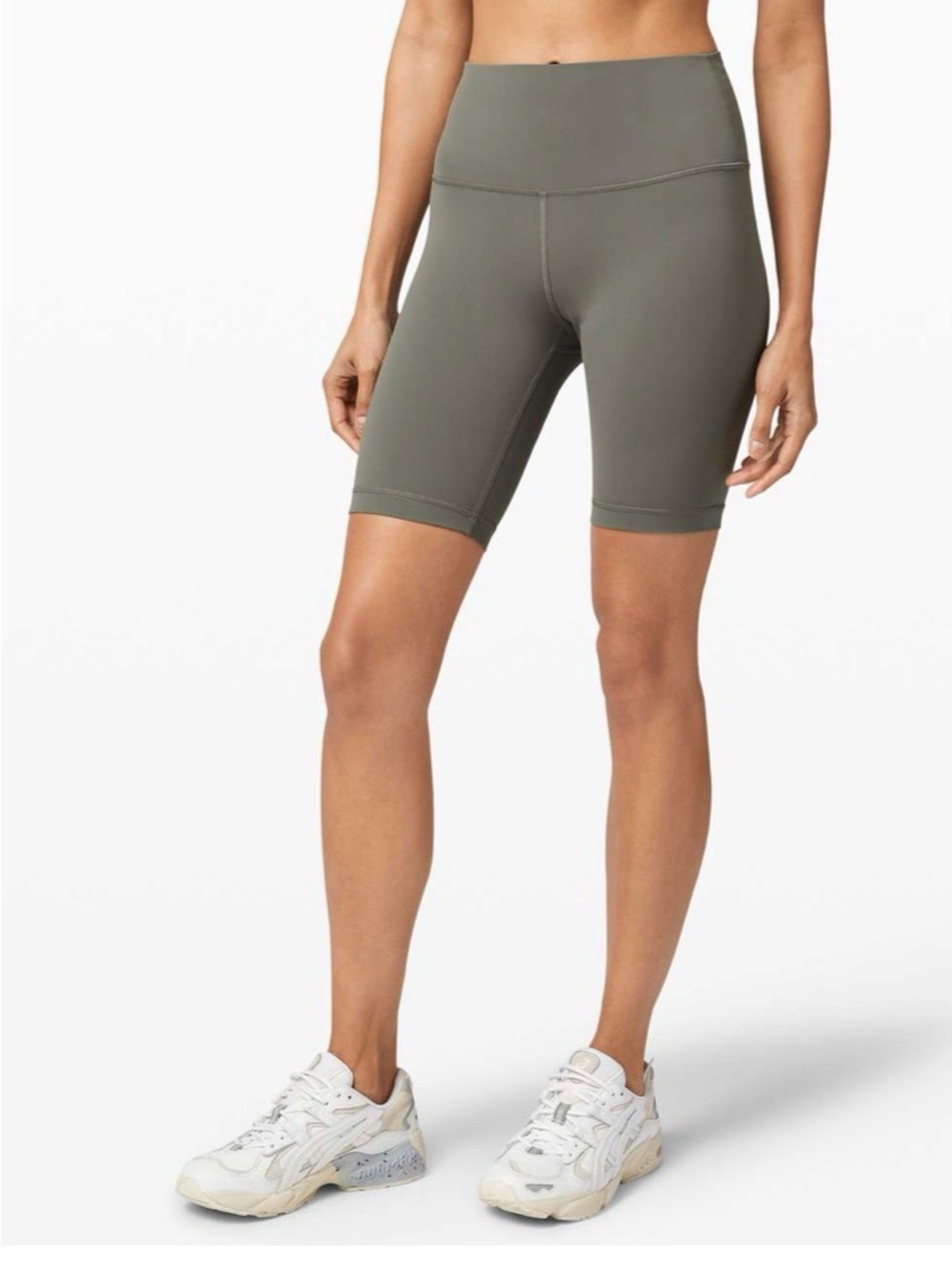 Lululemon Wunder Train High Rise Shorts 8” Size 4 Grey Sage Everlux